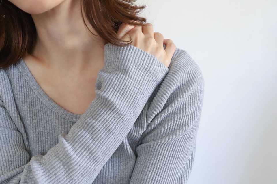 原因は血行不良？しつこい肩こりと「瘀血（おけつ）」の関係性